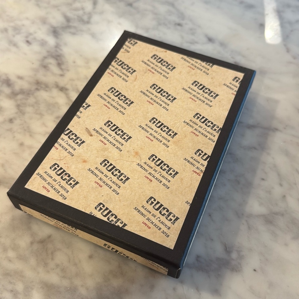 ❣️❣️- Authentic Gucci Empty Gucci Box